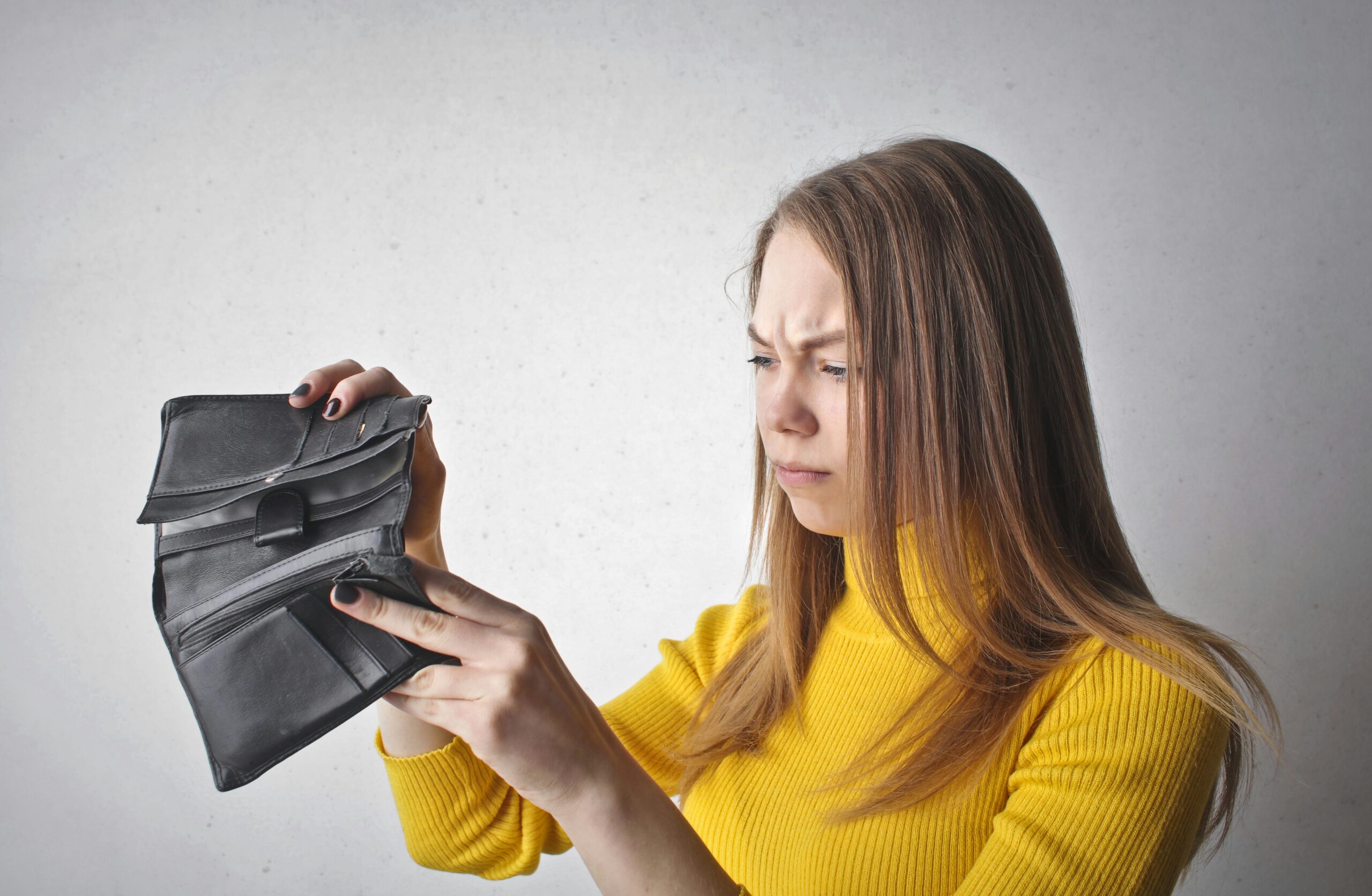 Estresse financeiro: como a preocupação com dinheiro afeta sua saúde mental?