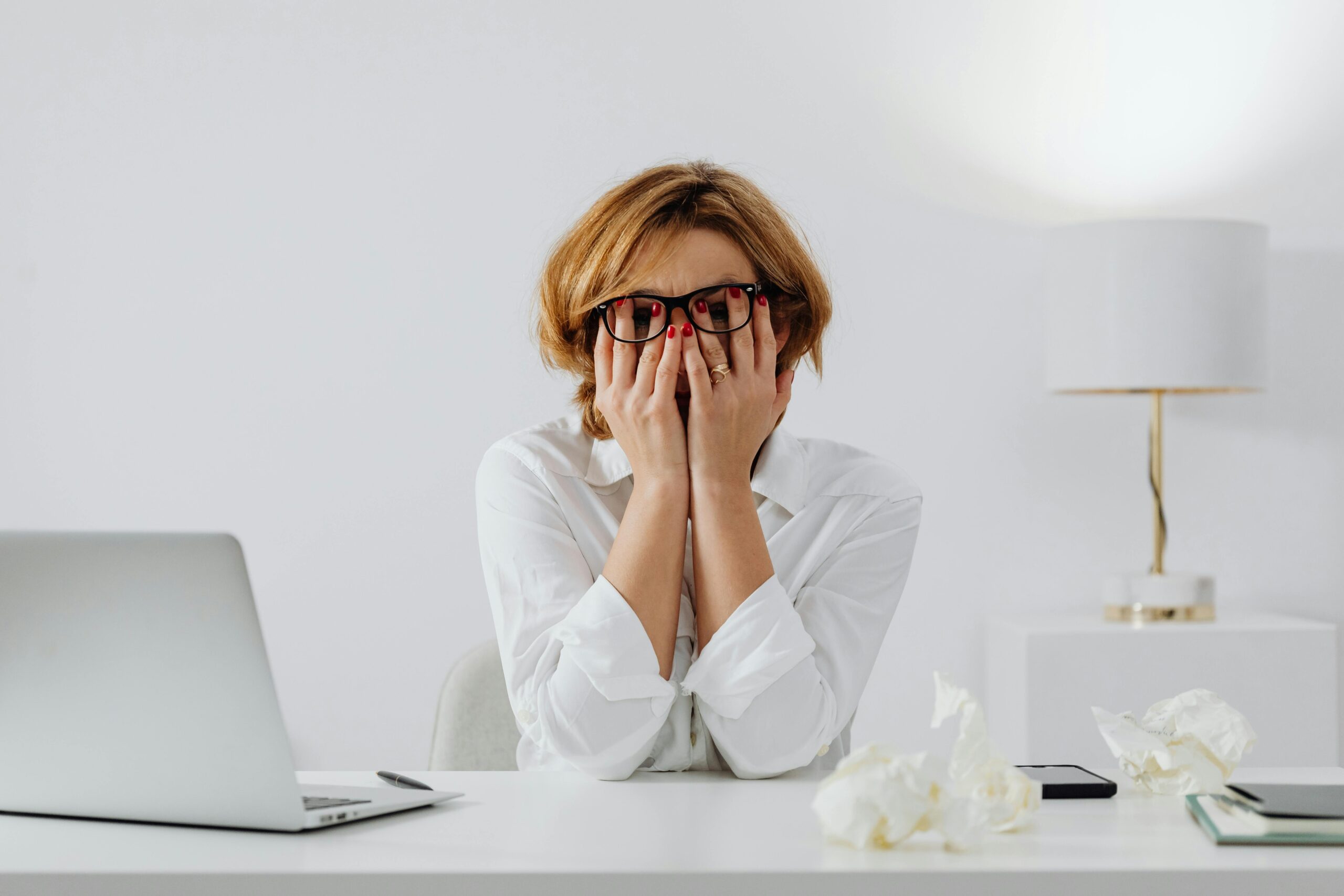 Como o estresse do trabalho está destruindo sua vida pessoal (e o que fazer)