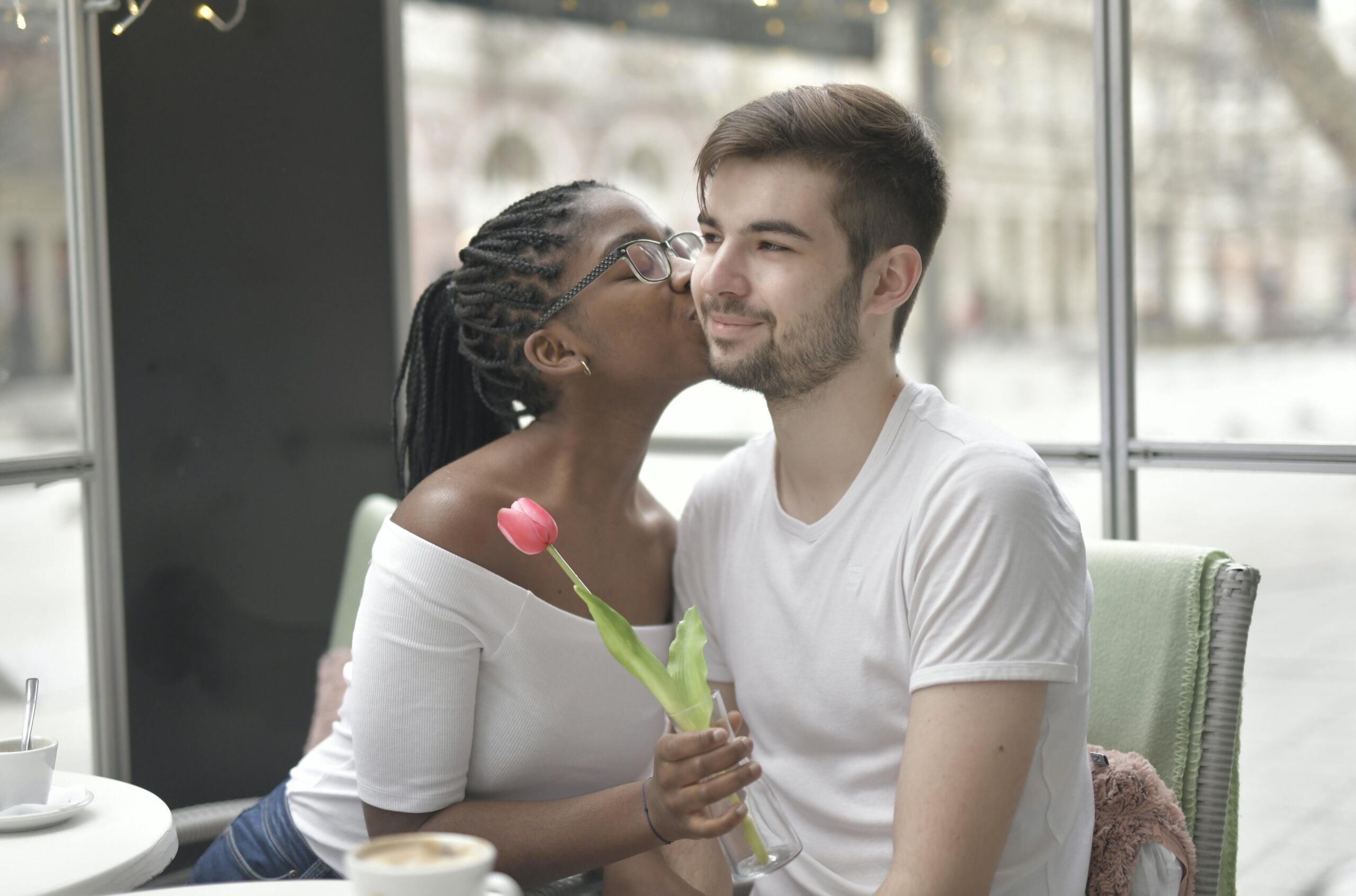 Encontrar um amor saudável: dicas para mulheres que buscam relacionamentos verdadeiros